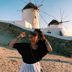 Meet your Posher, Ryyana